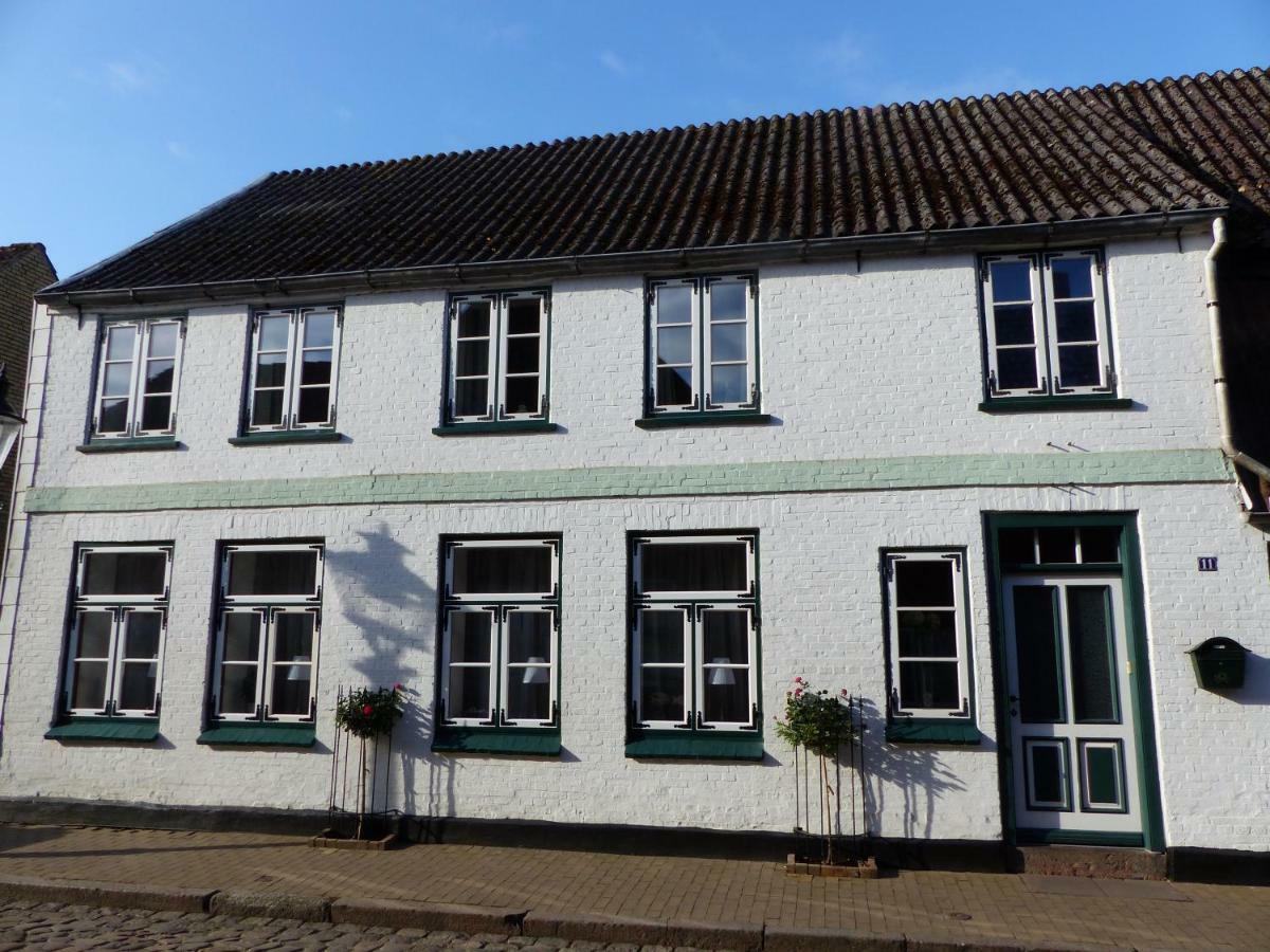 Alter Kraemerladen Von 1732 Friedrichstadt Exterior photo